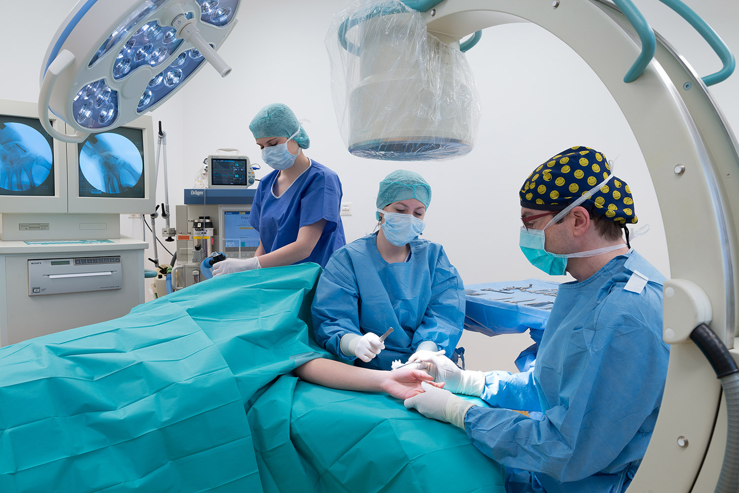Handchirurgie, Dr. med. Ulrich Schächinger -  Artos Gemeinschaftspraxis, Regensburg